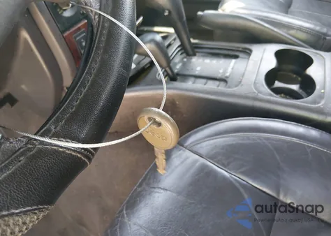 2001 Jeep Grand Cherokee Limited z USA, uszkodzony, nr VIN 1J4GW58N21C723725